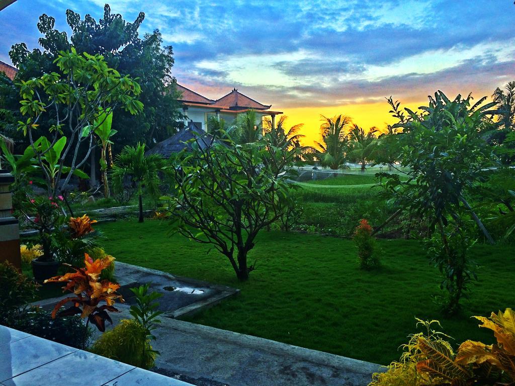 Taman Padi Villa Амед Екстер'єр фото